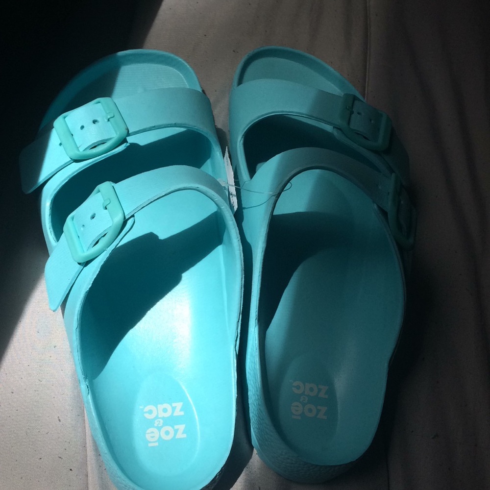 NWT Zoe and Zac sandals!